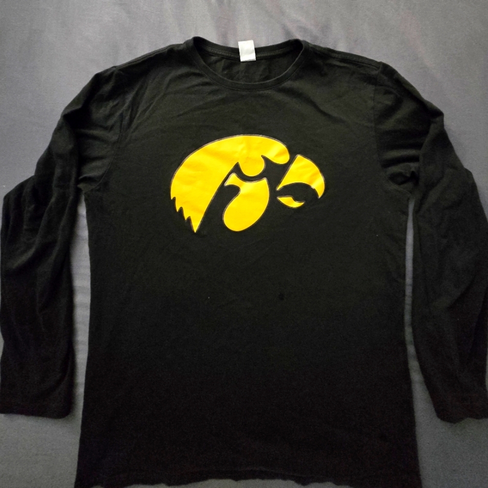 Black and Yellow Iowa HAWKEYE  Long Sleeve Shirt (W) GREAT CONDITION